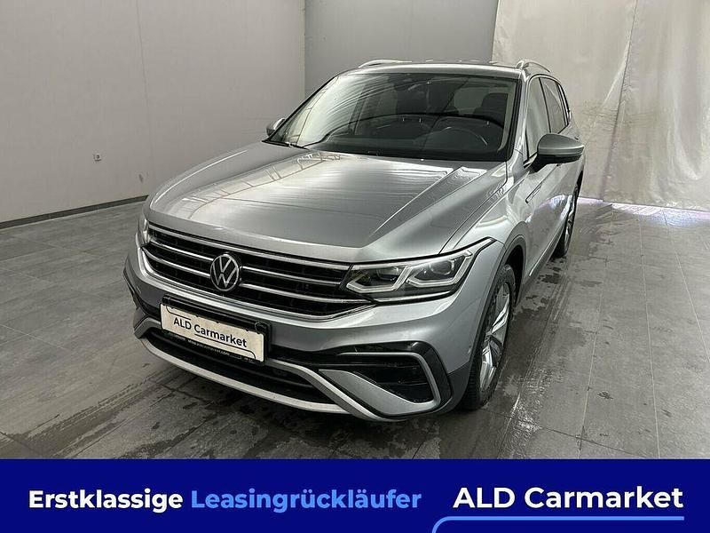 Lackierung: pyritsilber Gebraucht 2022 VW Tiguan Allspace Elegance SUV | 28.480 € (Superpreis) - Bild 1/4