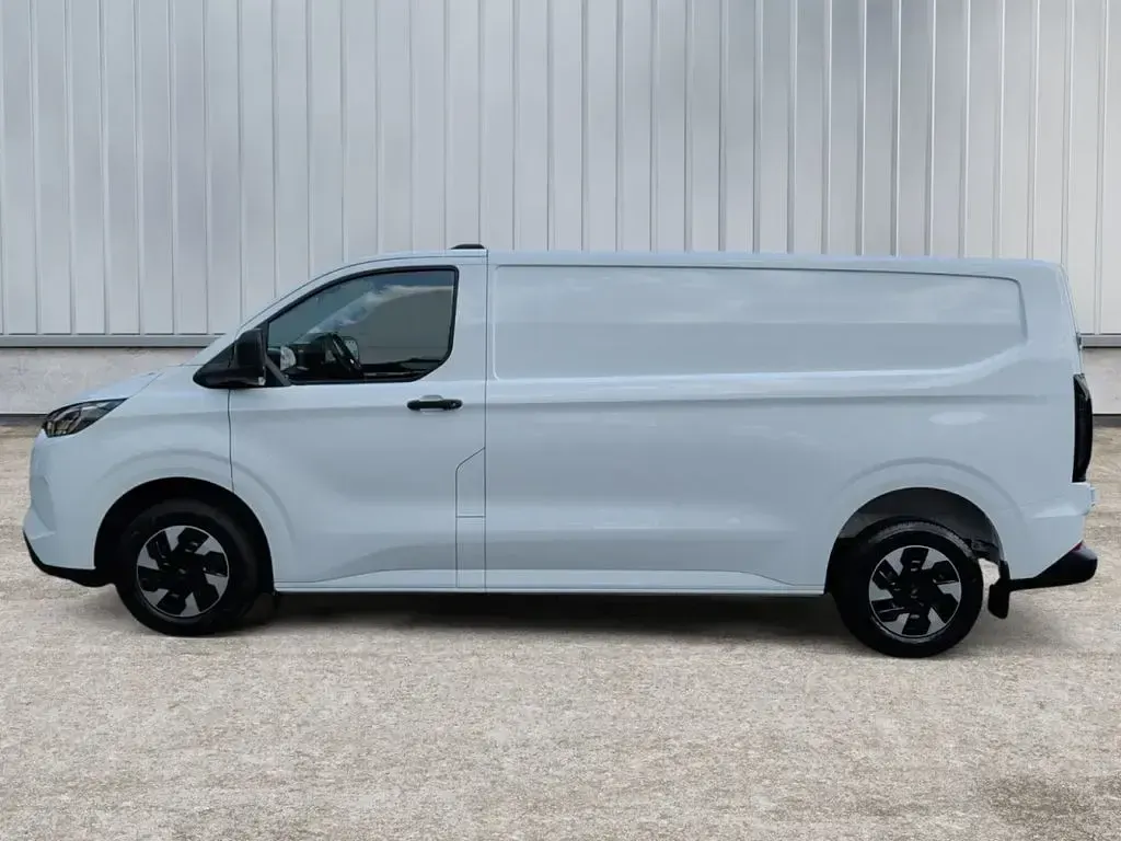 Neu Ford Transit Custom Trend 232 PS (170 kW) 2026 Weiß Limousine