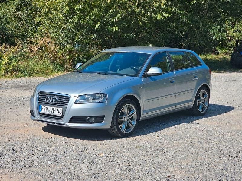 Gebraucht Audi A3 S-Line 125 PS (91 kW) 2009 Silber Kleinwagen