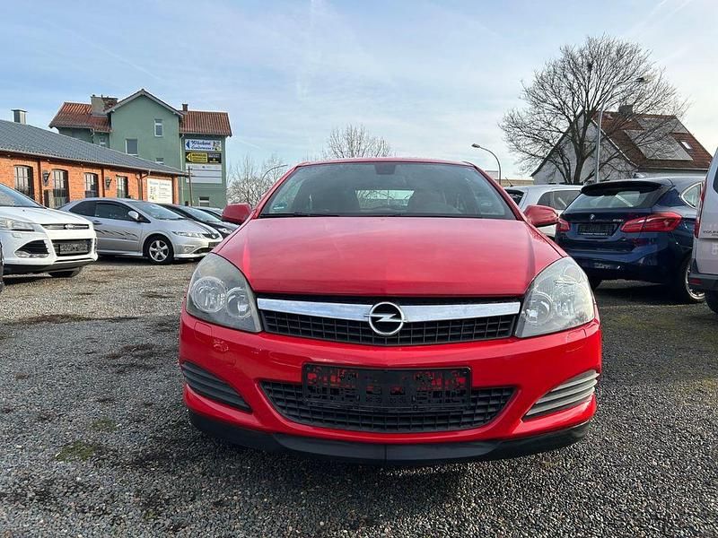 Gebraucht Opel Astra GTC Edition 90 PS (66 kW) 2008 Rot Coupé