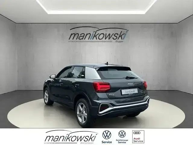 Używany Audi Q2 S-Line 110 KM (80 kW) 2025 Szary SUV