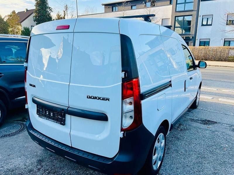Gebraucht Dacia Dokker Comfort 90 PS (66 kW) 2019 Weiß Van / Kleinbus