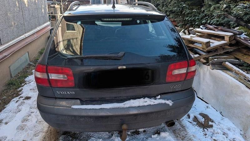 Gebraucht Volvo V40 136 PS (100 kW) 2003 Grau Kombi