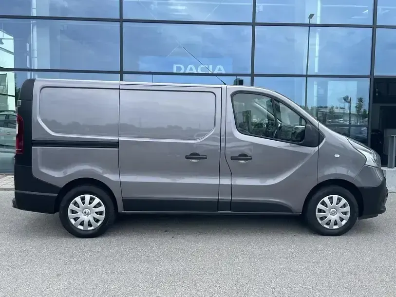 Gebraucht Renault Trafic Komfort 2018 Grau Van / Kleinbus