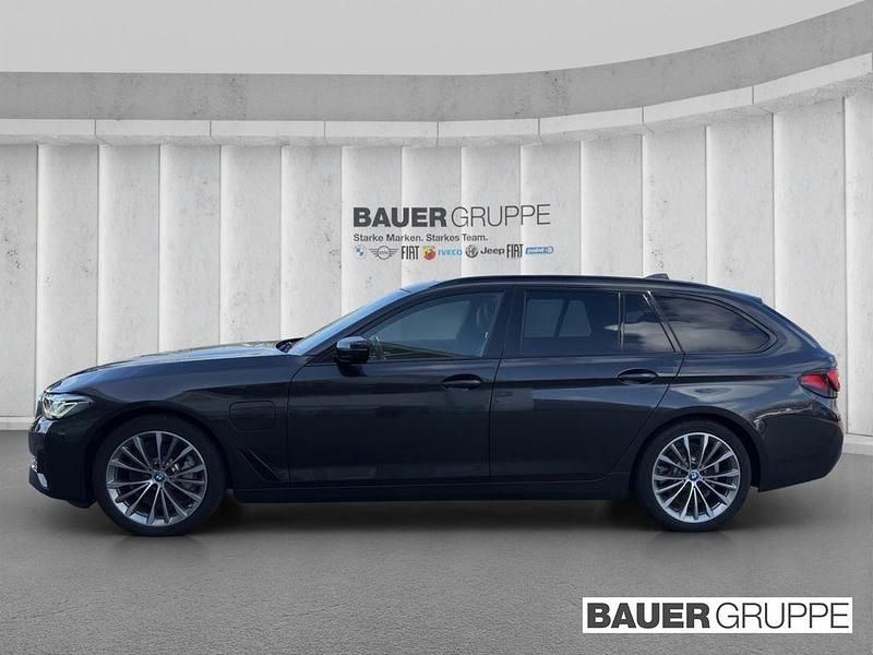 Gebraucht BMW 530e 292 PS (214 kW) 2021 Grau Kombi