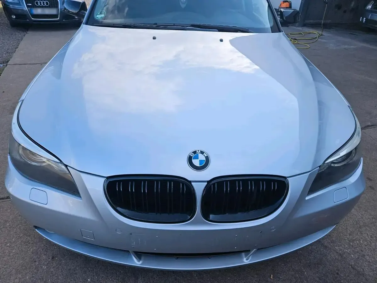 Gebraucht BMW 520 170 PS (125 kW) 2004 Silber Limousine