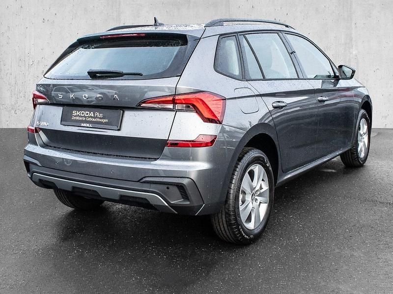 Neu Skoda Kamiq Selection 116 PS (85 kW) 2026 Graphitegrau metallic SUV