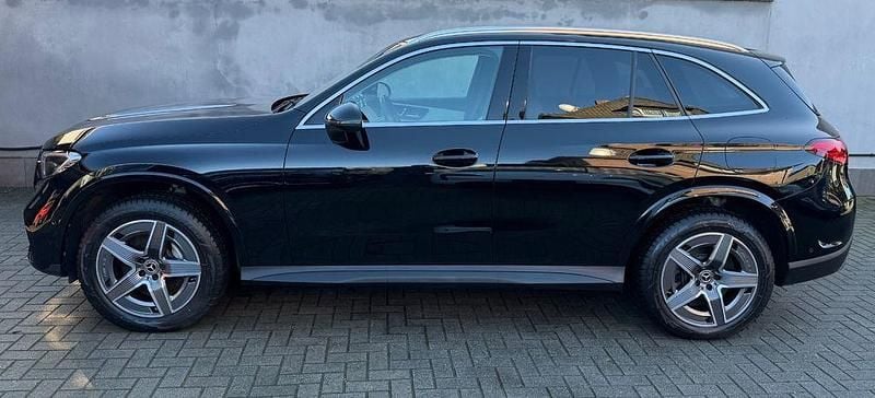 Gebraucht Mercedes GLC300e AMG line 313 PS (230 kW) 2023 Schwarz SUV