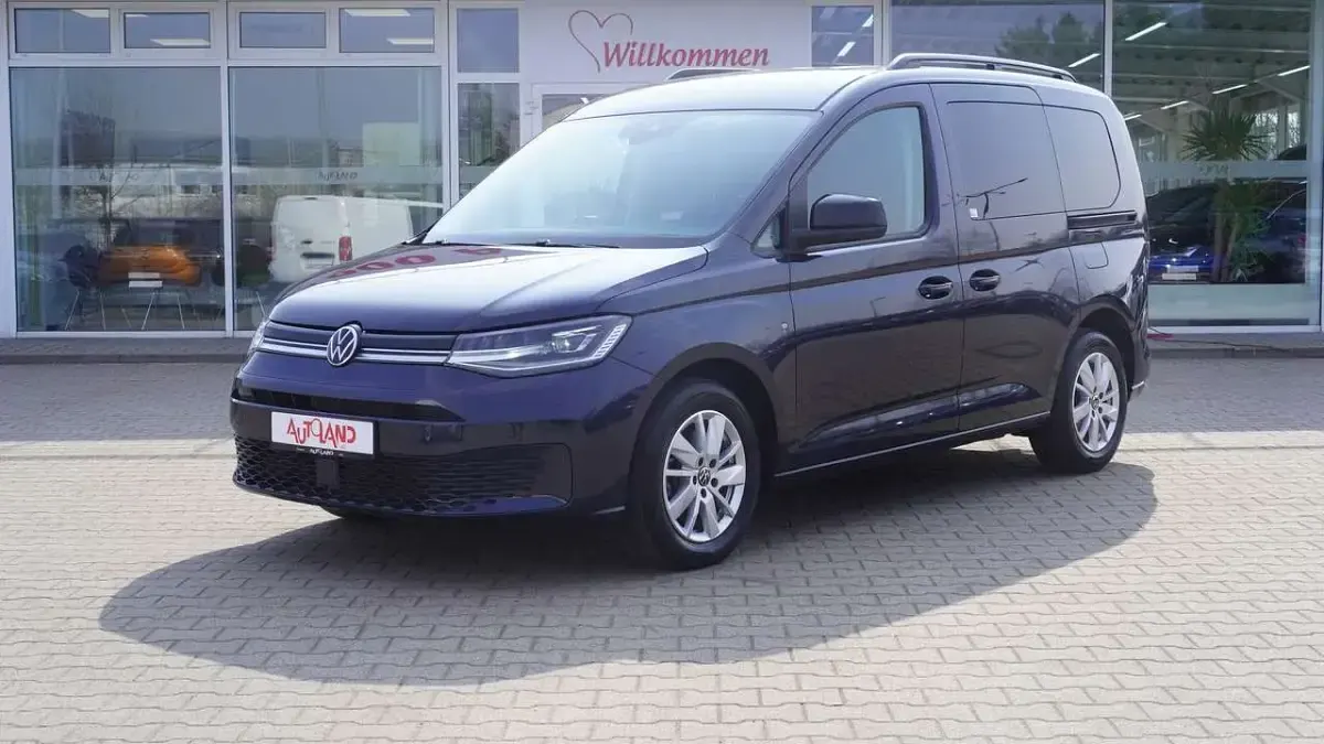 Gebraucht VW Caddy Life 122 PS (89 kW) 2023 Blau Van / Kleinbus