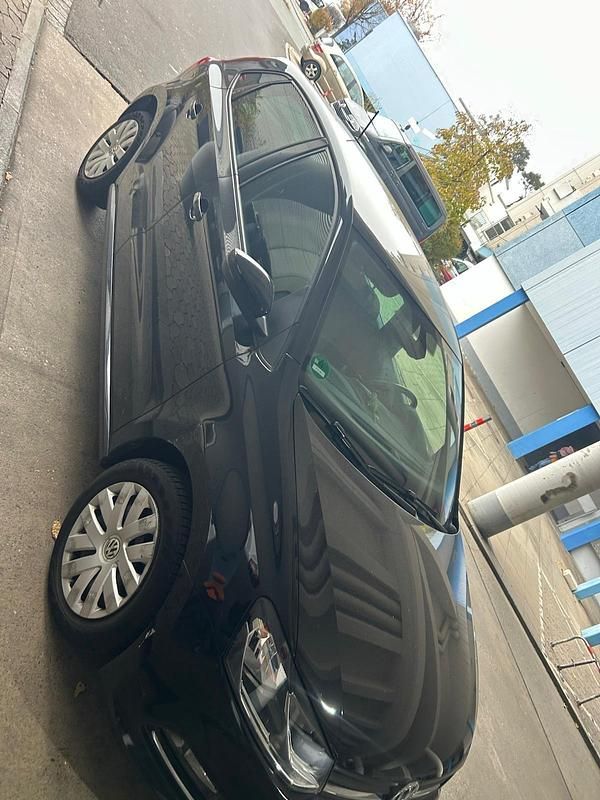 Schwarz Gebraucht 2015 VW Polo Limousine | 5.999 € (Superpreis) - Bild 1/4