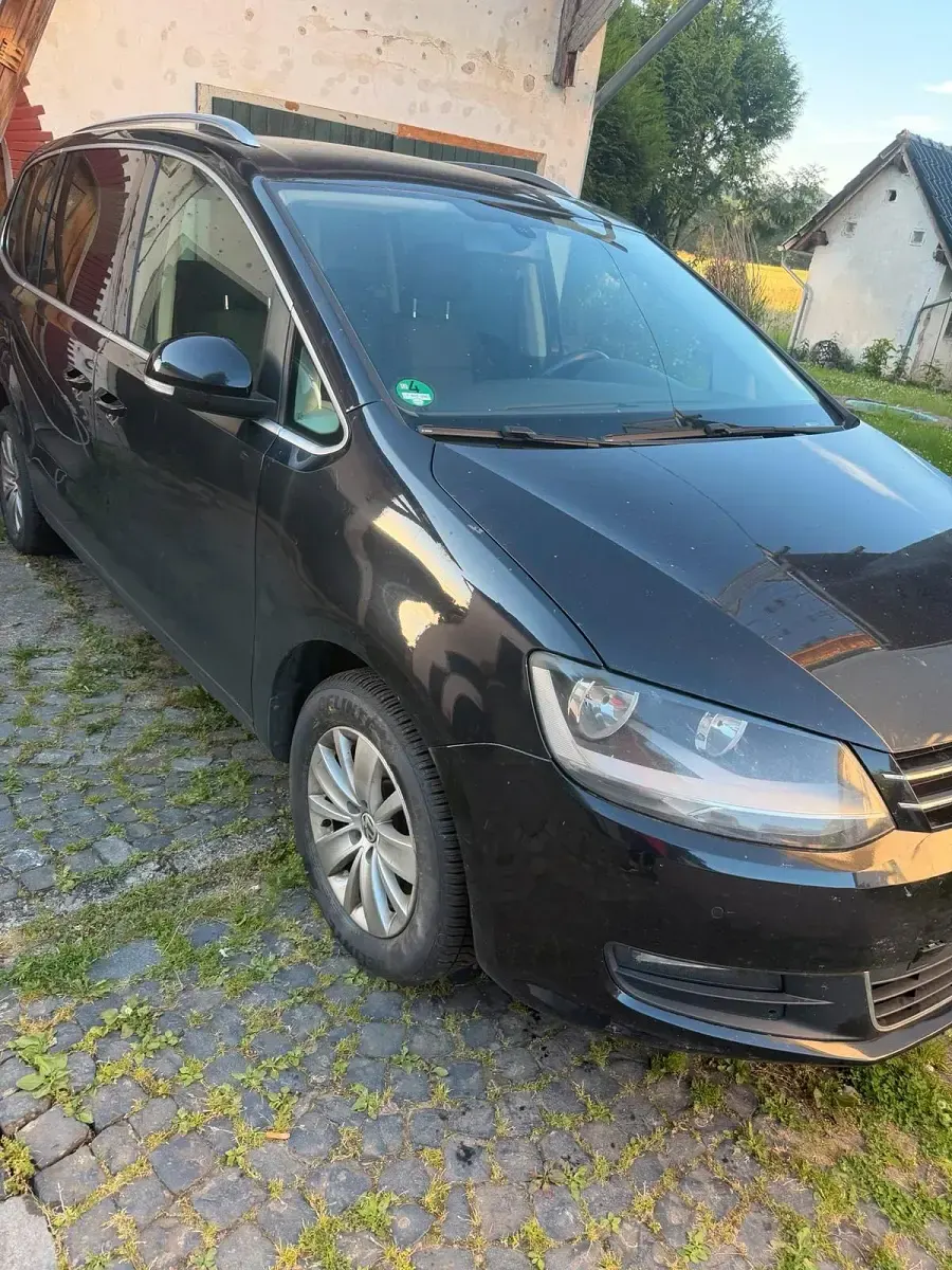 Gebraucht VW Sharan 140 PS (102 kW) 2014 Schwarz Van / Kleinbus