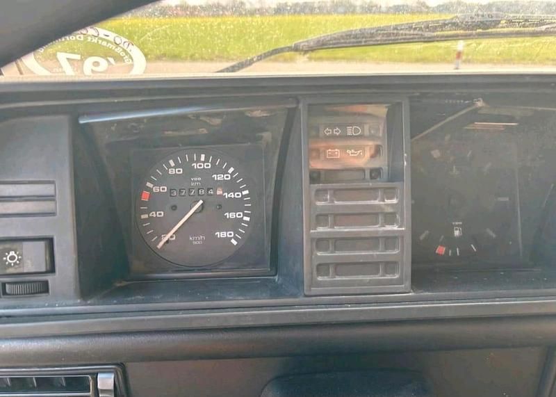 Gebraucht VW T3 65 PS (47 kW) 1988 Braun Van