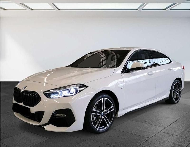 Weiß Gebraucht 2020 BMW 218 M Sport Coupé | 21.900 € (Teuer) - Bild 1/4