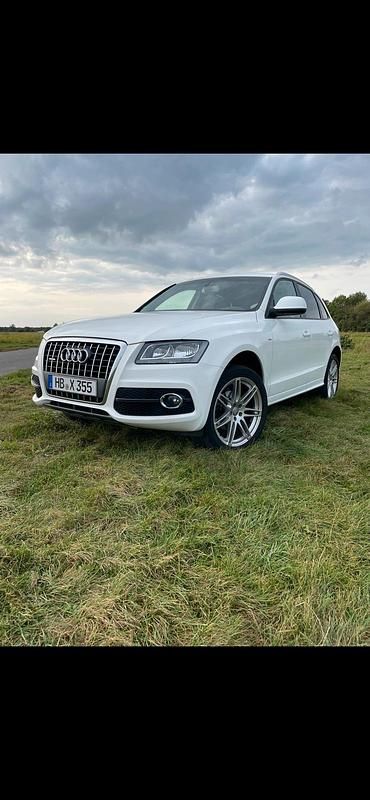 Weiß Gebraucht 2010 Audi Q5 S-Line SUV | 8.600 € (Fairer Preis) - Bild 1/4
