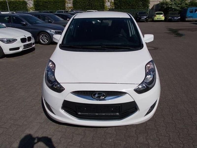 Second-hand Hyundai ix20 90 CP (66 kW) 2014 Alb Hatchback