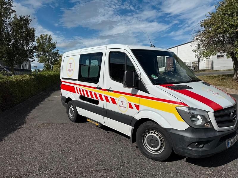 Weiß Gebraucht 2015 Mercedes Sprinter Van | 13.999 € - Bild 1/4