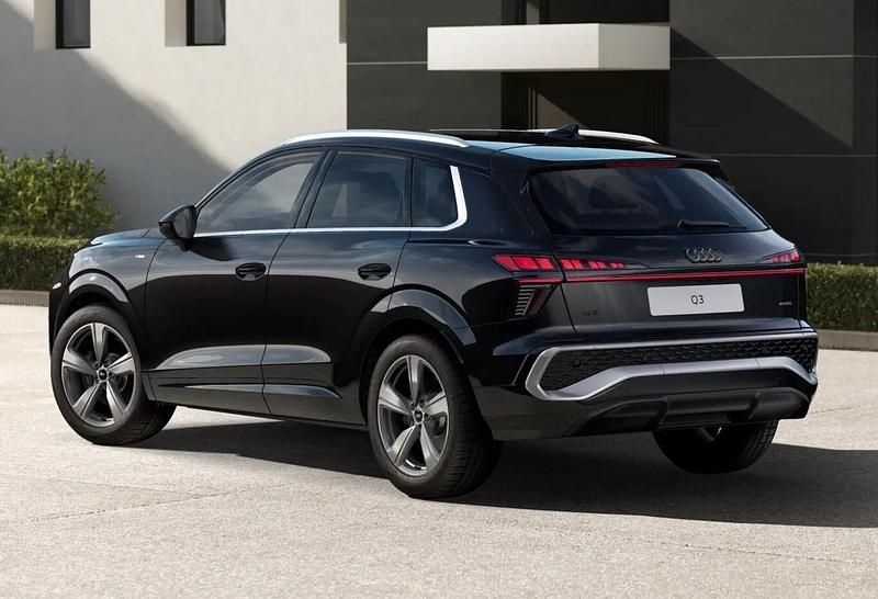 Neu Audi Q3 Advanced 265 PS (194 kW) 2025 Mythosschwarz metallic SUV