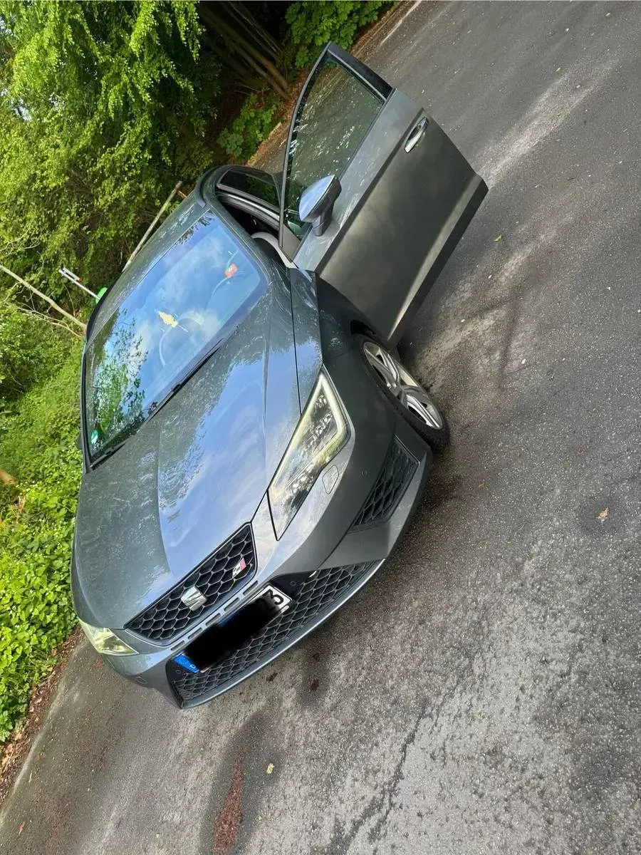Gebraucht Seat Leon ST Cupra 265 265 PS (194 kW) 2016 Schwarz Kombi