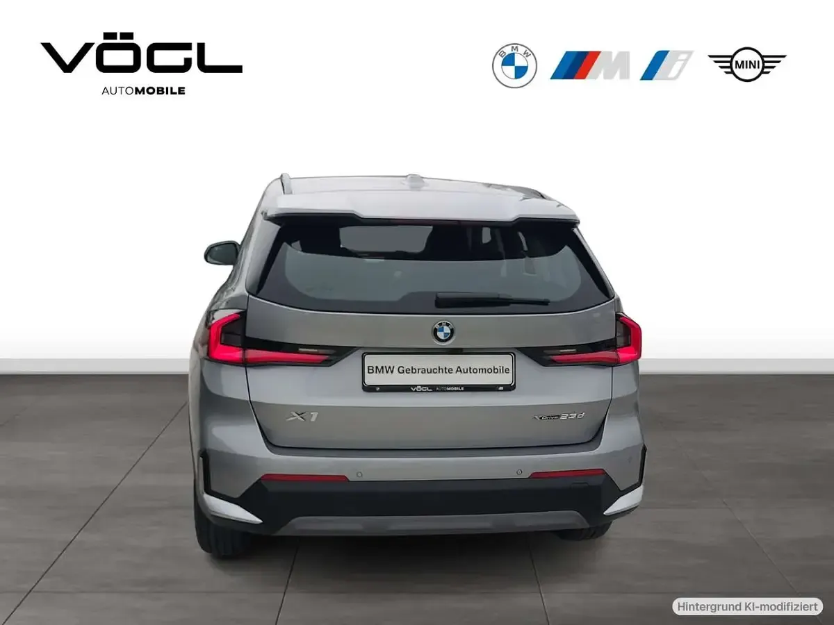 Gebraucht BMW X1 Sport Line 197 PS (144 kW) 2025 Silber SUV