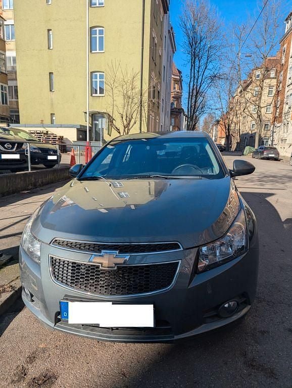 Gebraucht Chevrolet Cruze 124 PS (91 kW) 2013 Grau Limousine