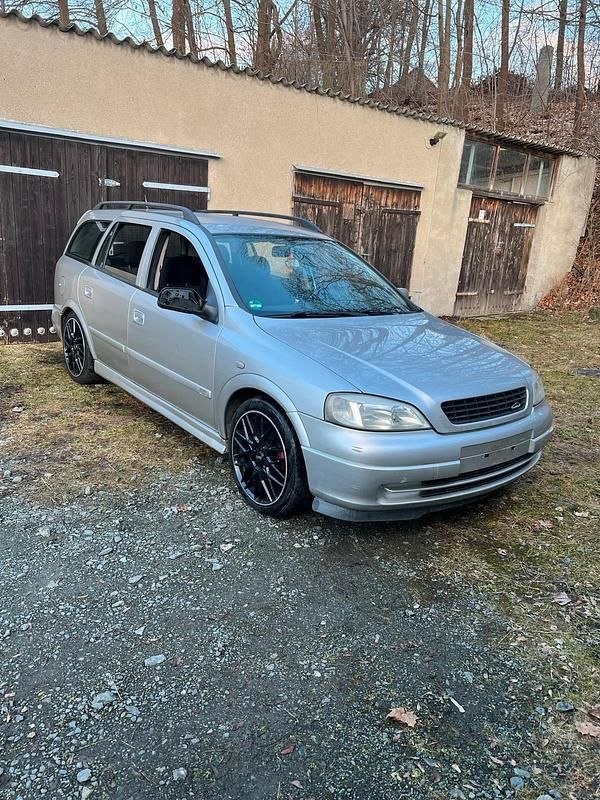 Gebraucht Opel Astra 101 PS (74 kW) 1999 Silber Kombi