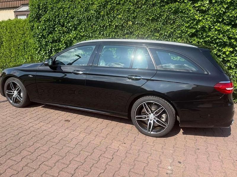 Schwarz Gebraucht 2019 Mercedes E53 AMG AMG Kombi | 40.500 € (Fairer Preis) - Bild 1/4