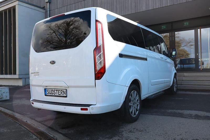 Gebraucht Ford Transit 170 PS (125 kW) 2017 Weiß Kombi
