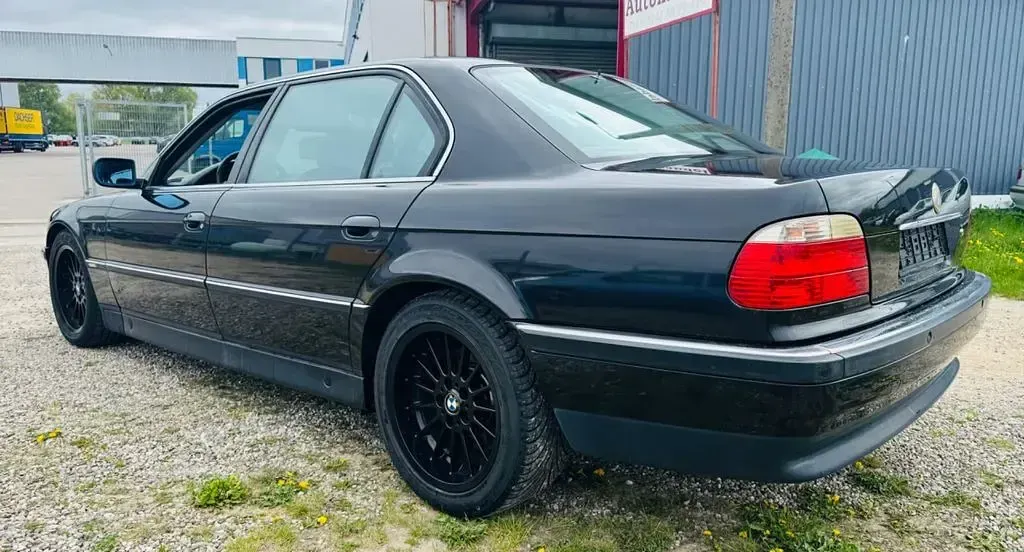 Brugt BMW 750L 326 HK (239 kW) 1998 Sort Sedan