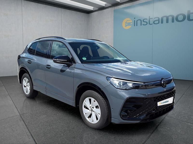 Grau Gebraucht 2025 VW Tiguan SUV | 46.349 € (Fairer Preis) - Bild 1/4