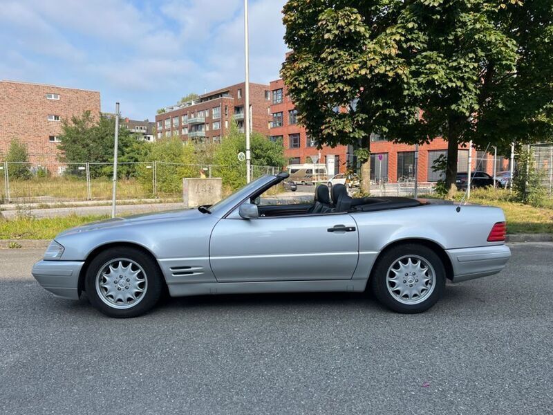 Gebraucht Mercedes SL320 231 PS (169 kW) 1997 Silber Cabrio