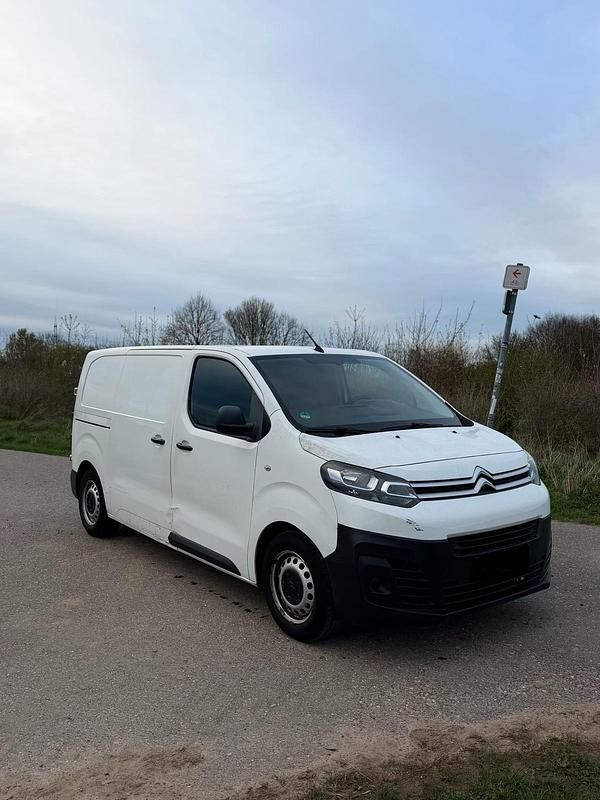 Gebraucht Citroën Jumpy 2019 Weiß Van / Kleinbus