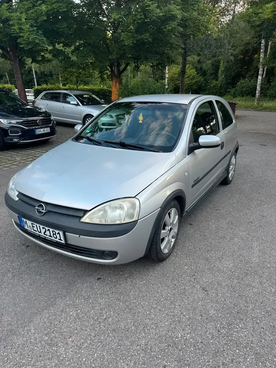 Gebraucht Opel Corsa 58 PS (42 kW) 2002 Silber Kleinwagen