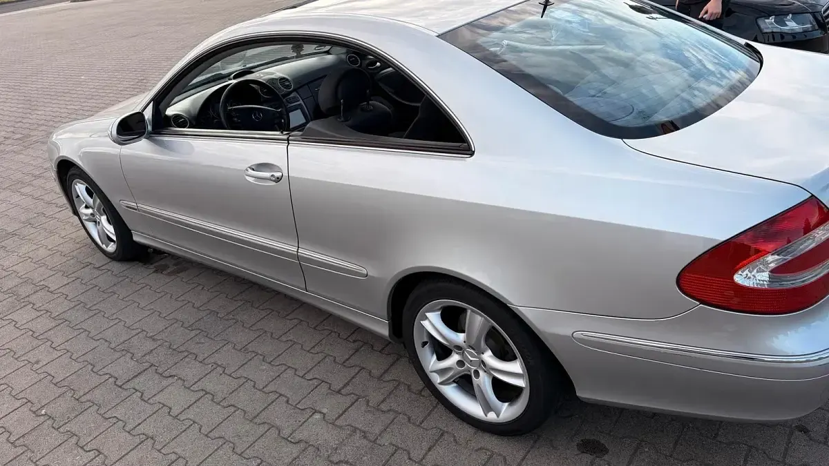 Gebraucht Mercedes CLK200 163 PS (119 kW) 2004 Silber Coupé