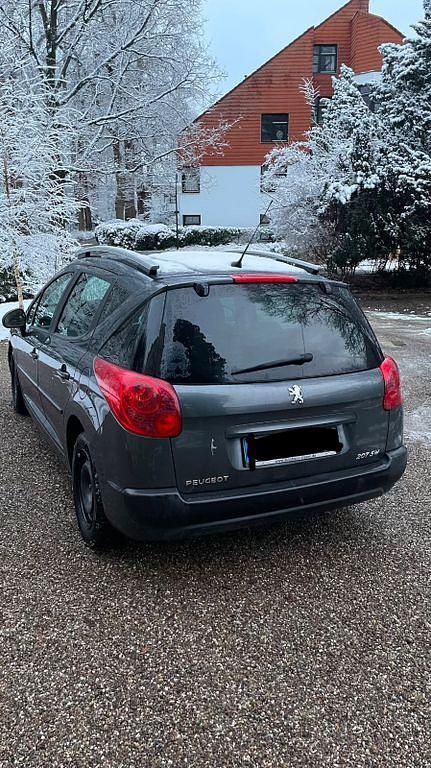 Gebraucht Peugeot 207 Tendance 95 PS (69 kW) 2008 Grau Kombi