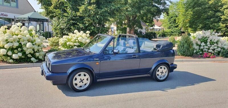 Blau Gebraucht 1991 VW Golf Cabriolet Classicline Cabrio | 11.750 € - Bild 1/4