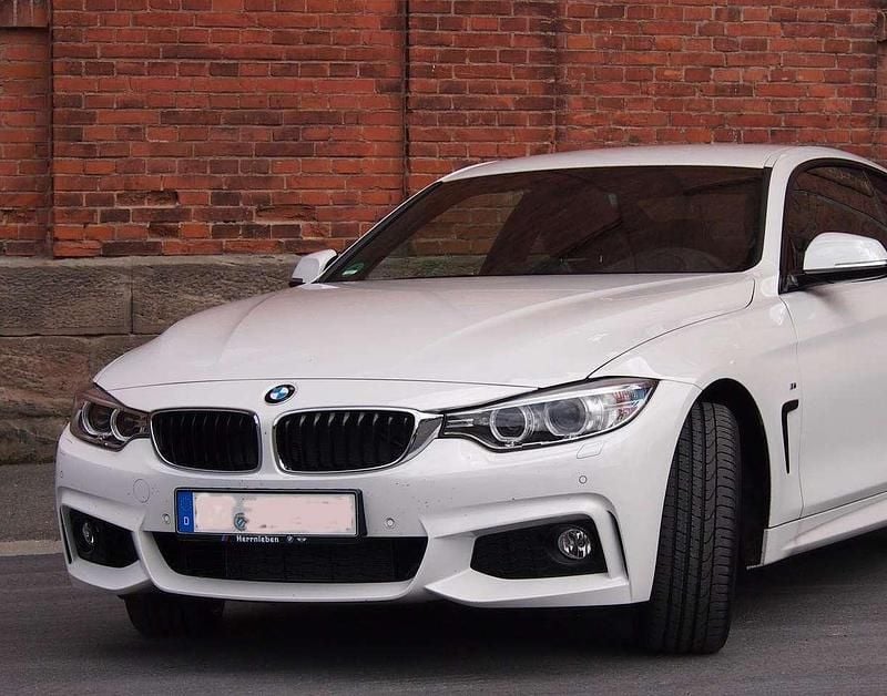 Gebraucht BMW 440 Sport Line 326 PS (239 kW) 2016 Weiß Coupé