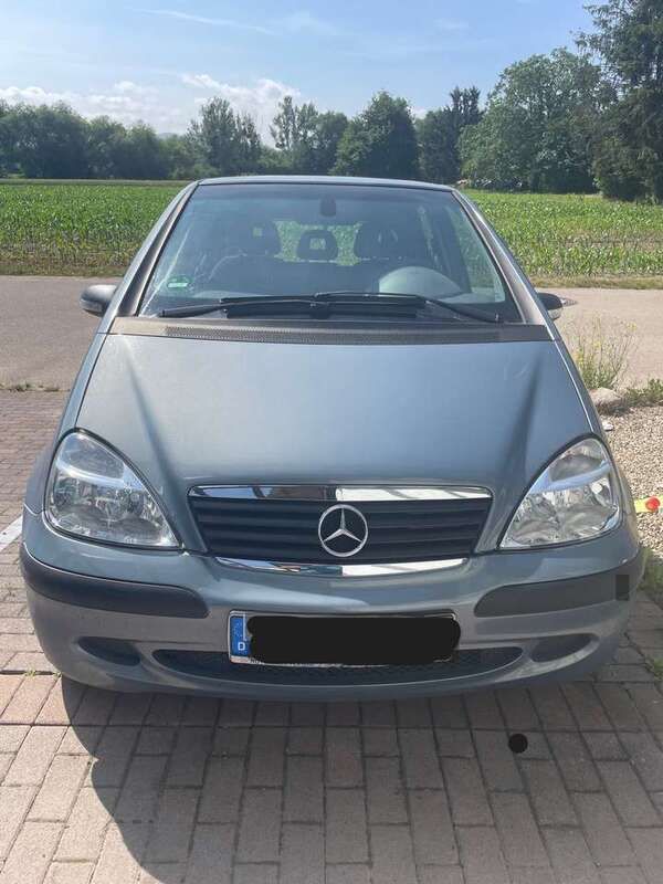 Grau Gebraucht 2004 Mercedes A140 Avantgarde Limousine | 1.700 € (Fairer Preis) - Bild 1/4