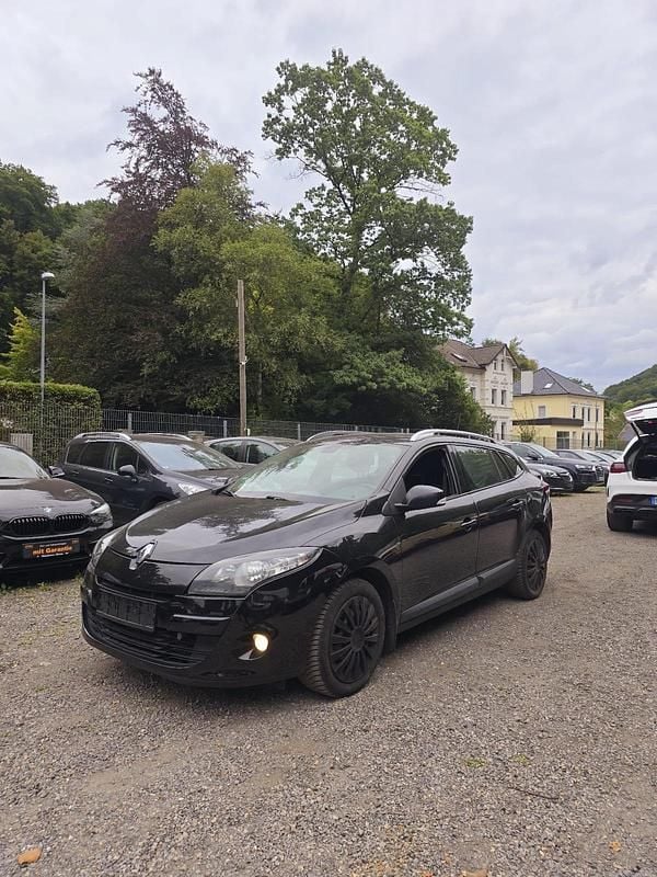 Schwarz Gebraucht 2011 Renault Mégane GrandTour Authentique Kombi | 3.000 € (Fairer Preis) - Bild 1/4