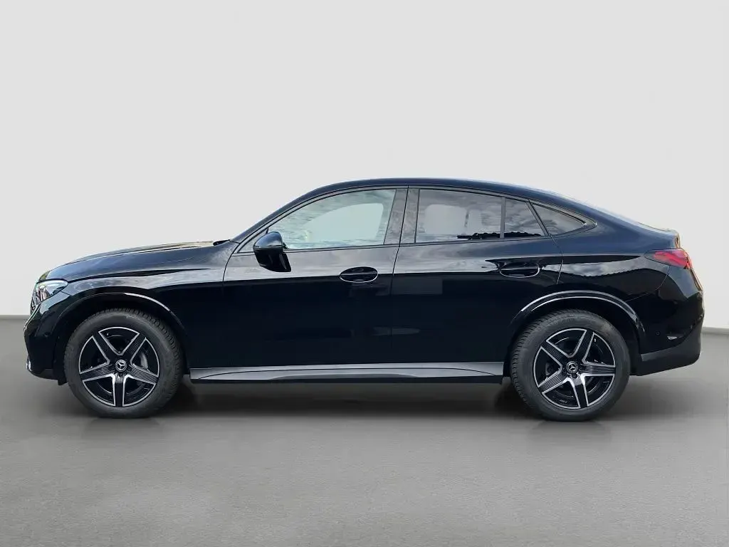 Gebraucht Mercedes GLC200 AMG 204 PS (150 kW) 2026 Schwarz SUV
