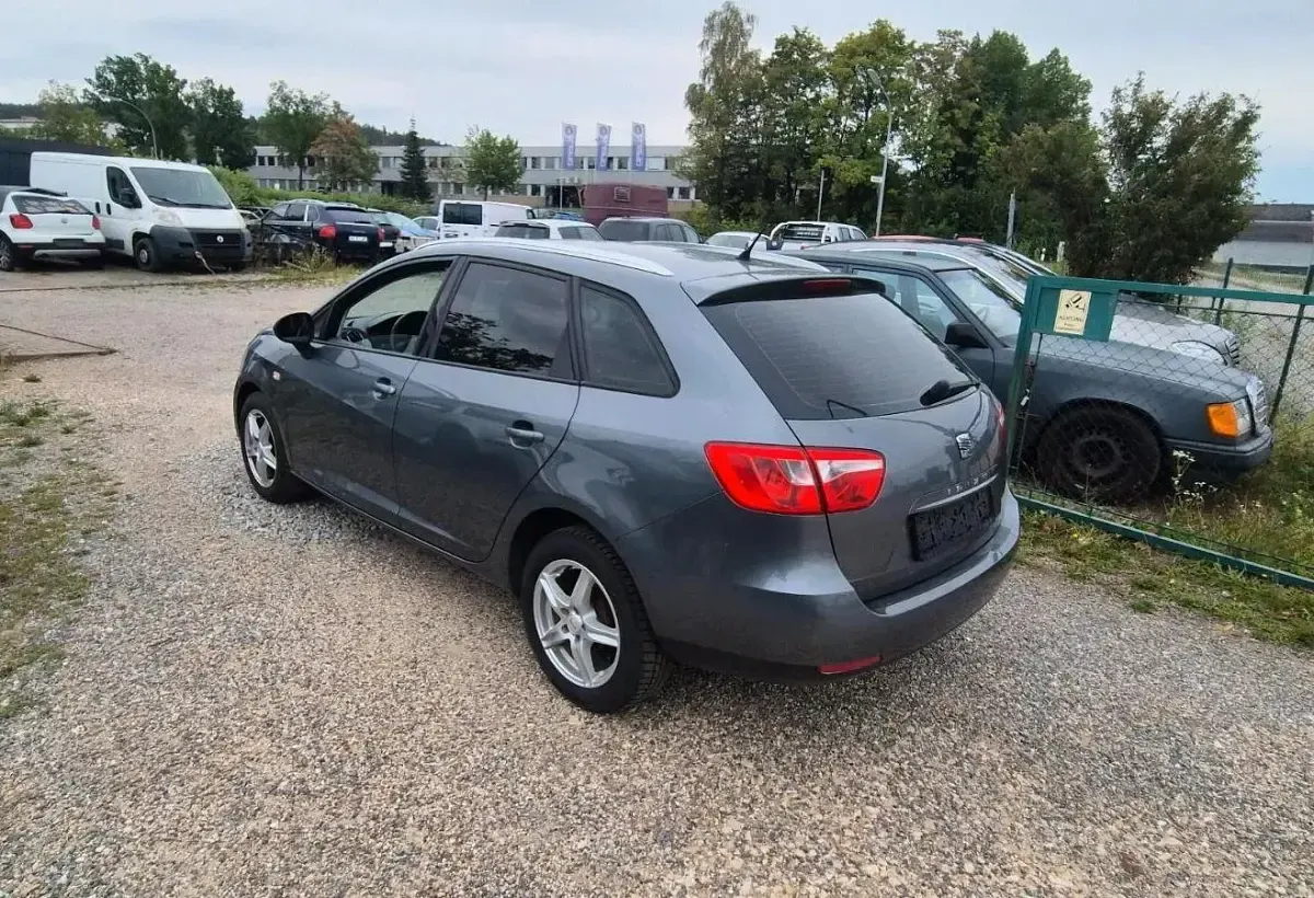 Gebraucht Seat Ibiza Style 70 PS (51 kW) 2013 Grau Kleinwagen