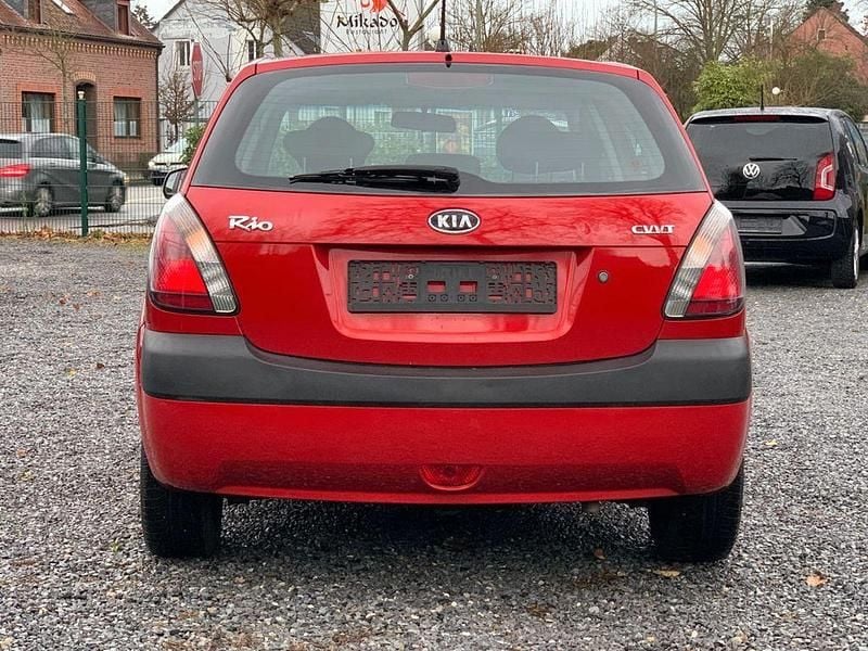 Gebraucht Kia Rio EX 111 PS (81 kW) 2005 Rot Limousine