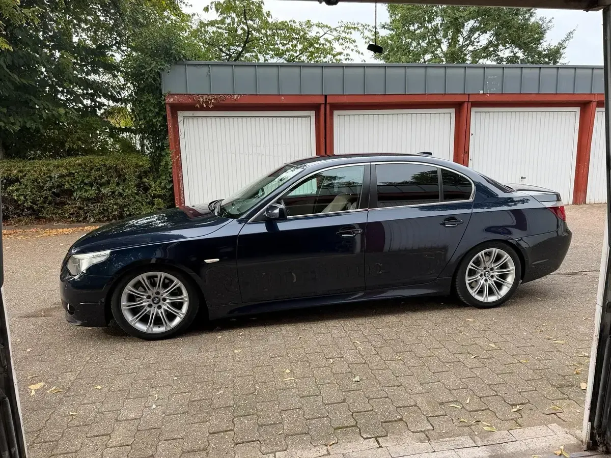Gebraucht BMW 530 231 PS (169 kW) 2005 Andere farben Limousine