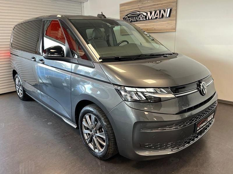 Grau Gebraucht 2024 VW T7 Style Van | 53.290 € (Superpreis) - Bild 1/4