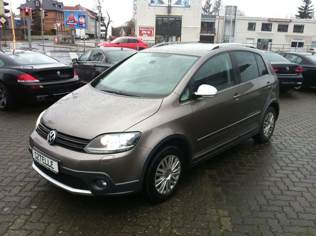 Gebraucht VW Golf Plus Cross 140 PS (102 kW) 2012 Grau Van / Kleinbus