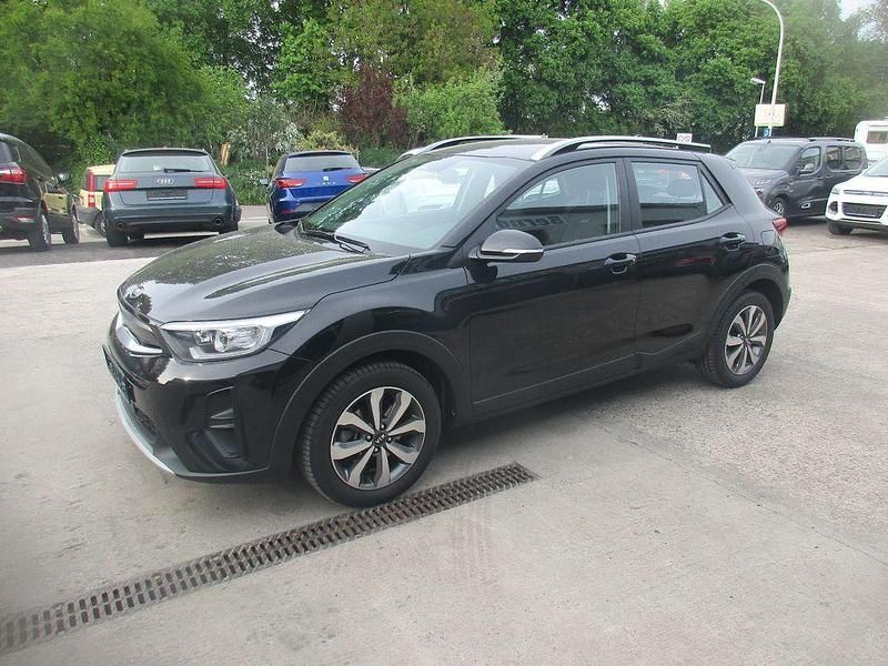 Gebraucht Kia Stonic Vision 101 PS (74 kW) 2022 Schwarz SUV