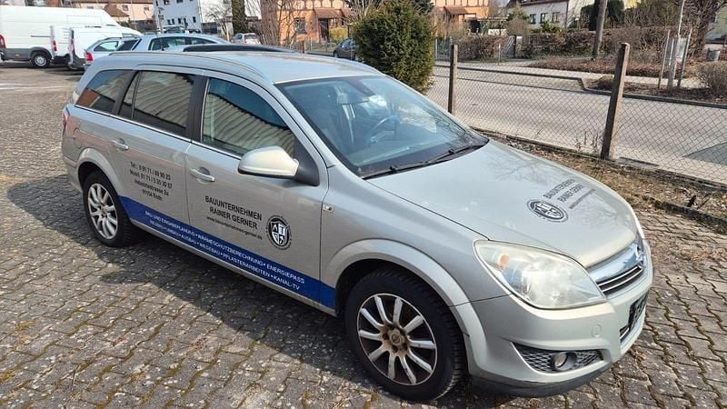 Second-hand Opel Astra 90 CP (66 kW) 2009 Break