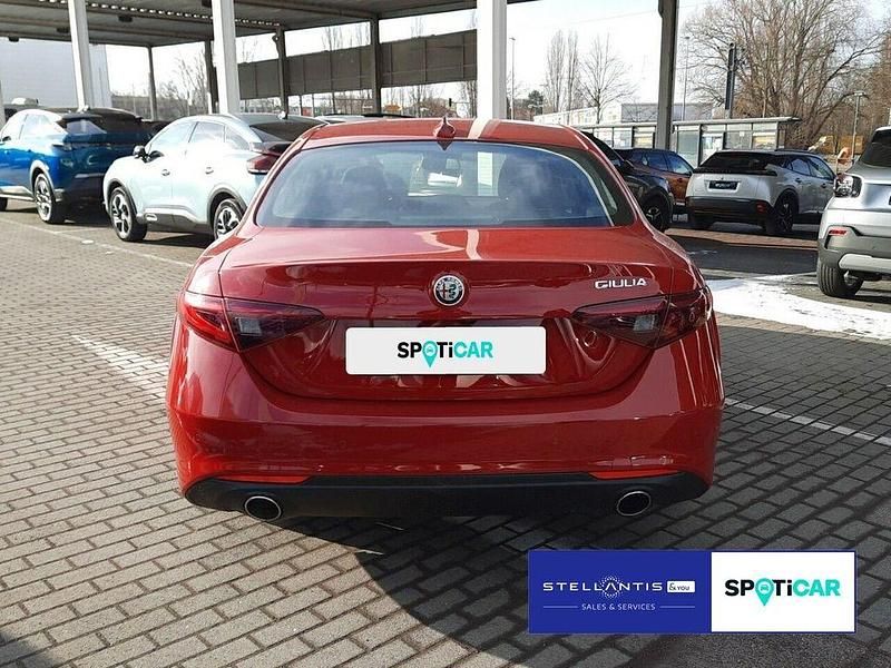 Gebraucht Alfa Romeo Giulia Ti 200 PS (147 kW) 2021 Rot Limousine