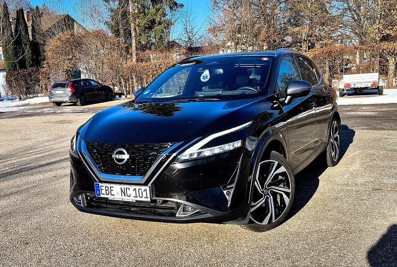 Schwarz Gebraucht 2024 Nissan Qashqai Tekna+ SUV | 28.000 € (Superpreis) - Bild 1/4