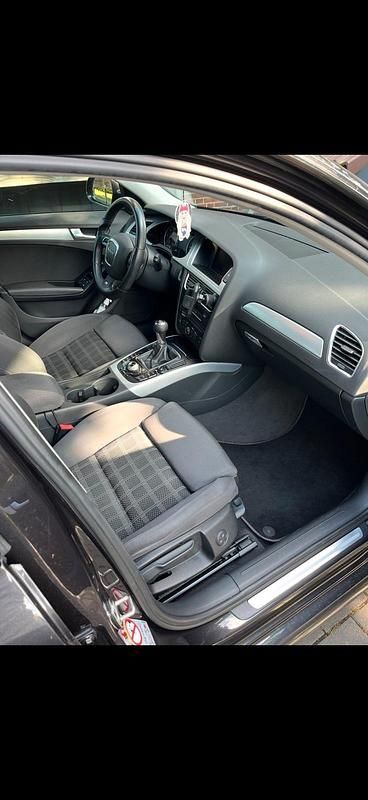 Gebraucht Audi A4 S-Line 143 PS (105 kW) 2009 Grau Kombi