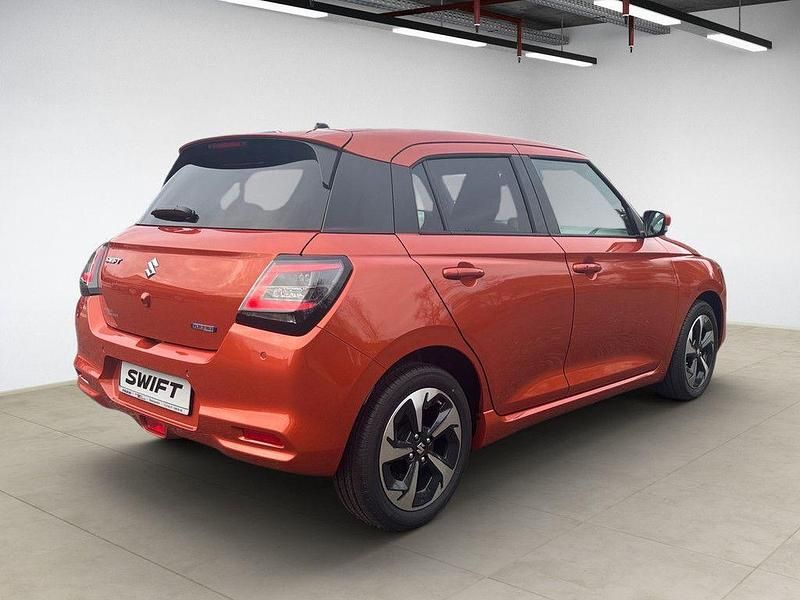 Neu Suzuki Swift Comfort+ 83 PS (61 kW) 2026 Rot Kleinwagen